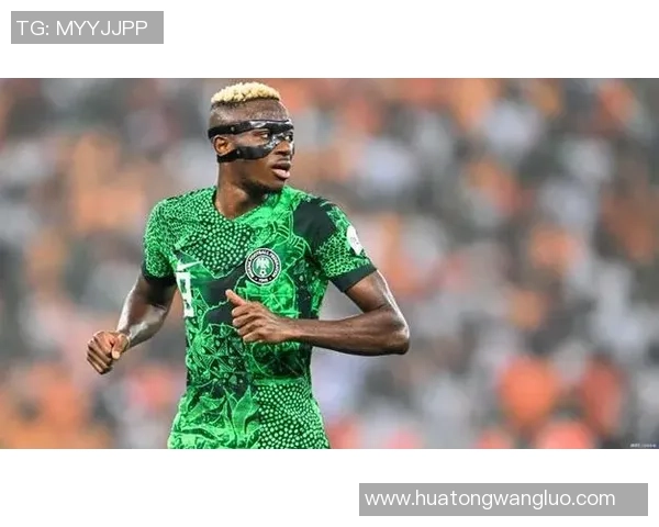 足球巨星化身玩家亲手抽卡开启热血逆袭之路